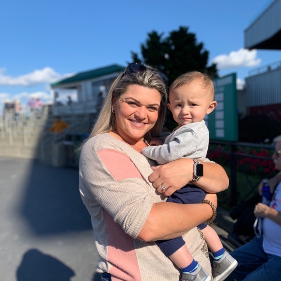 Meet your Posher, Kyrie - Picture 7 of 7